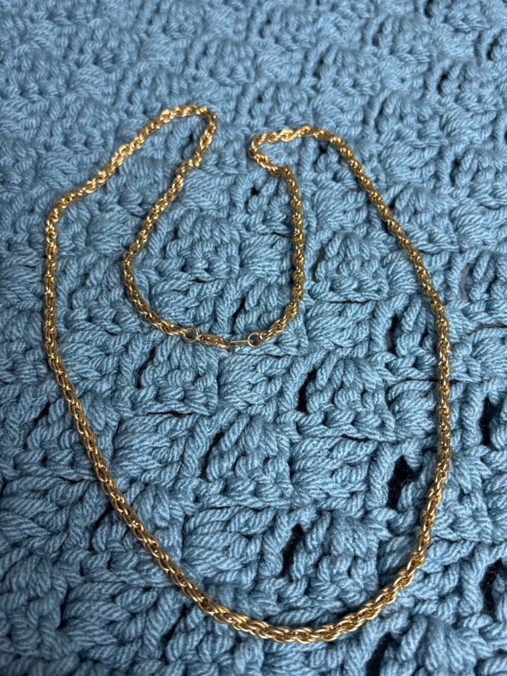 Vintage 90s Goldtone Textured Rope Chain Necklace Lobster Clasp 26 inches Long